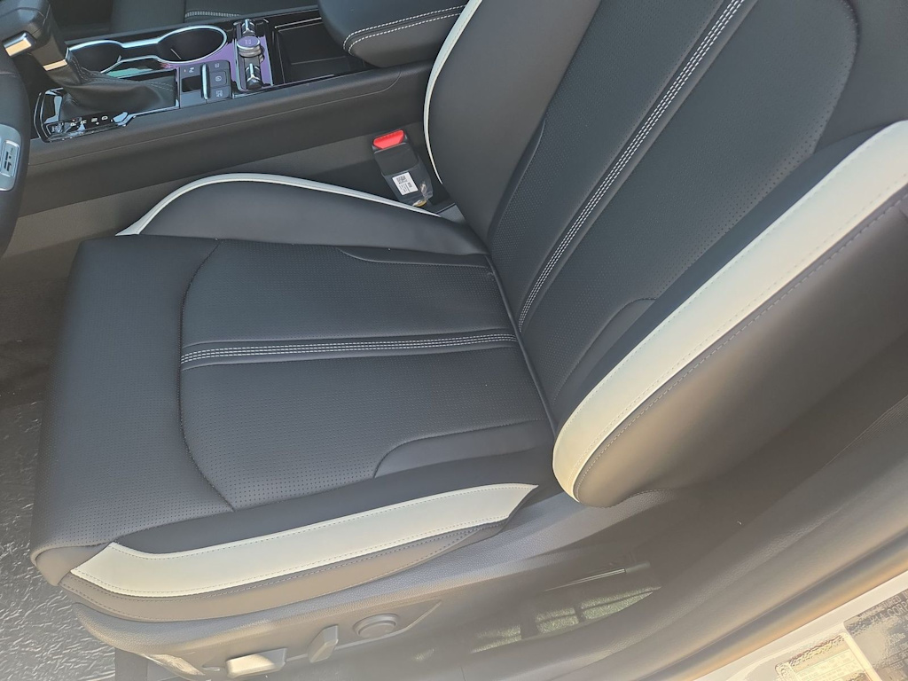 Thumbnail: 2026 Kia K5 - 10
