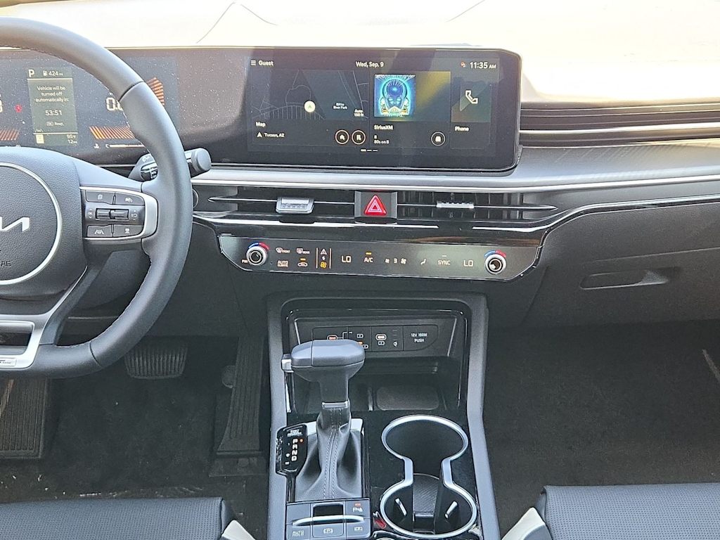 Thumbnail: 2026 Kia K5 - 14