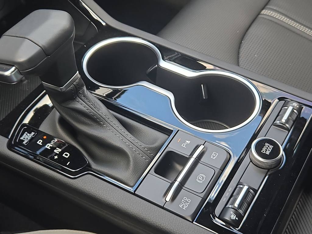 Thumbnail: 2026 Kia K5 - 16