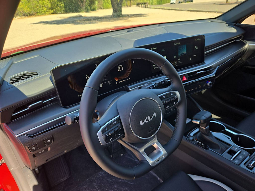 Thumbnail: 2026 Kia K5 - 2