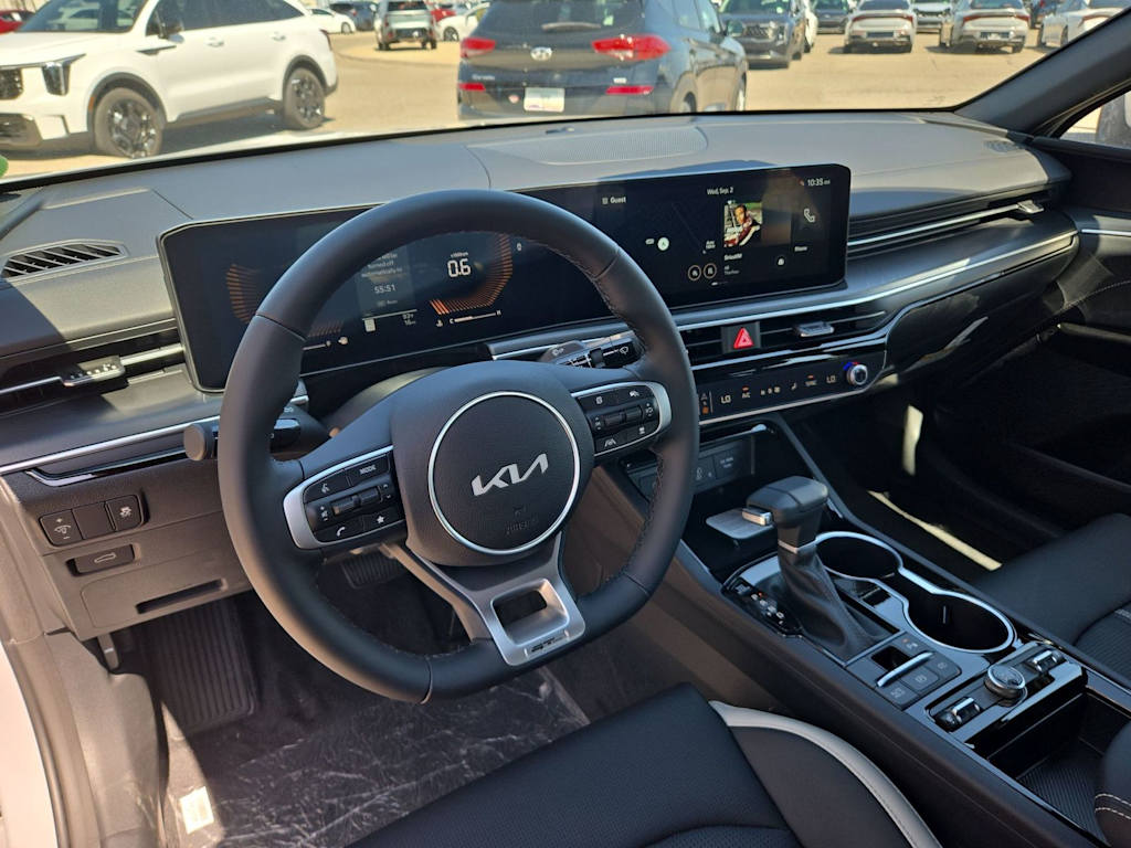 Thumbnail: 2026 Kia K5 - 2