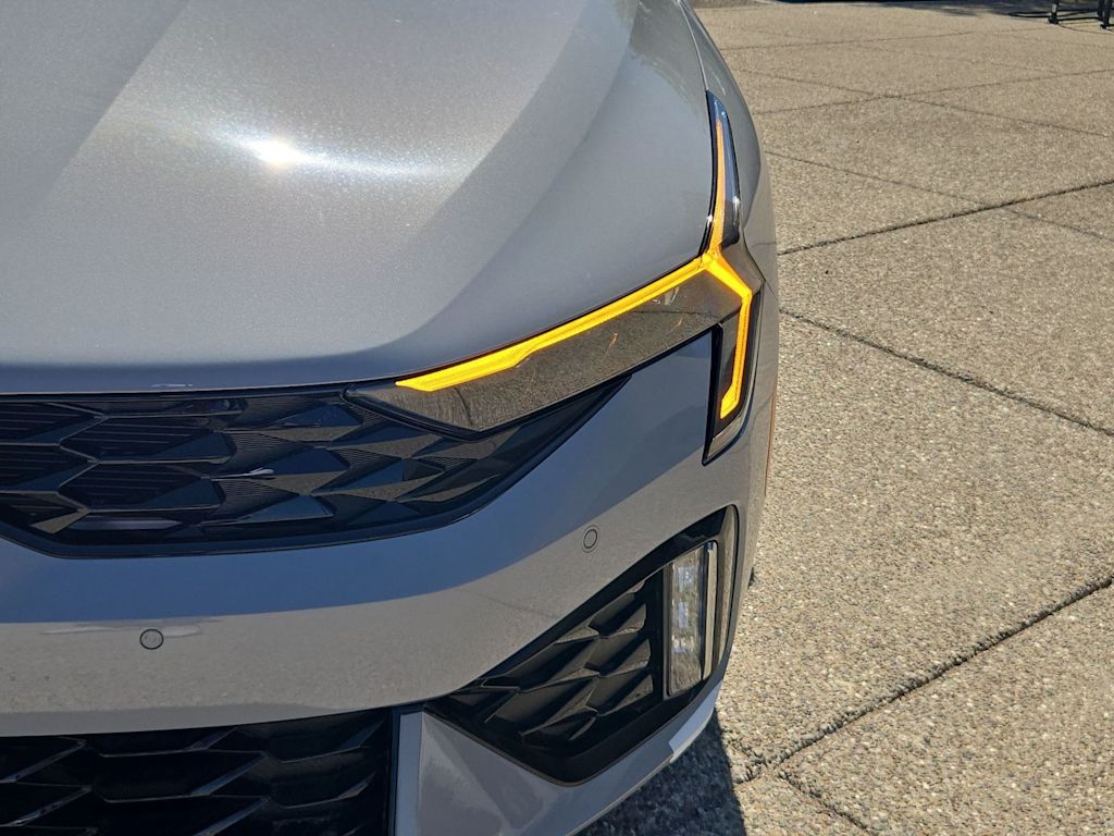 Thumbnail: 2026 Kia K5 - 6