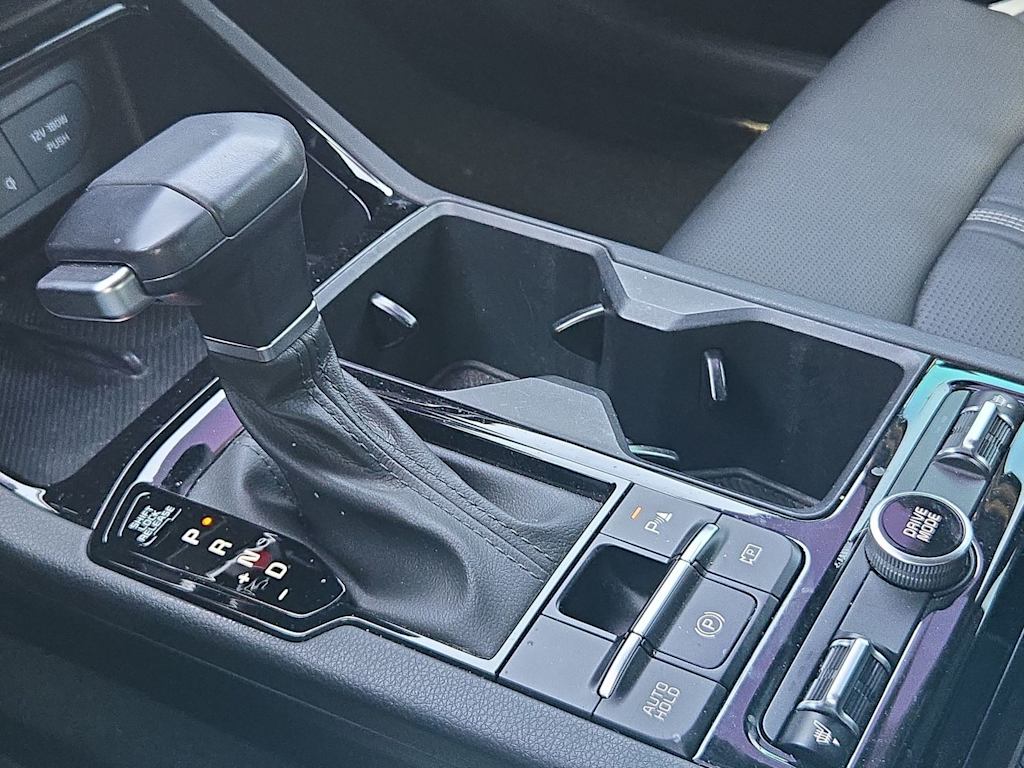 Thumbnail: 2025 Kia K5 - 16