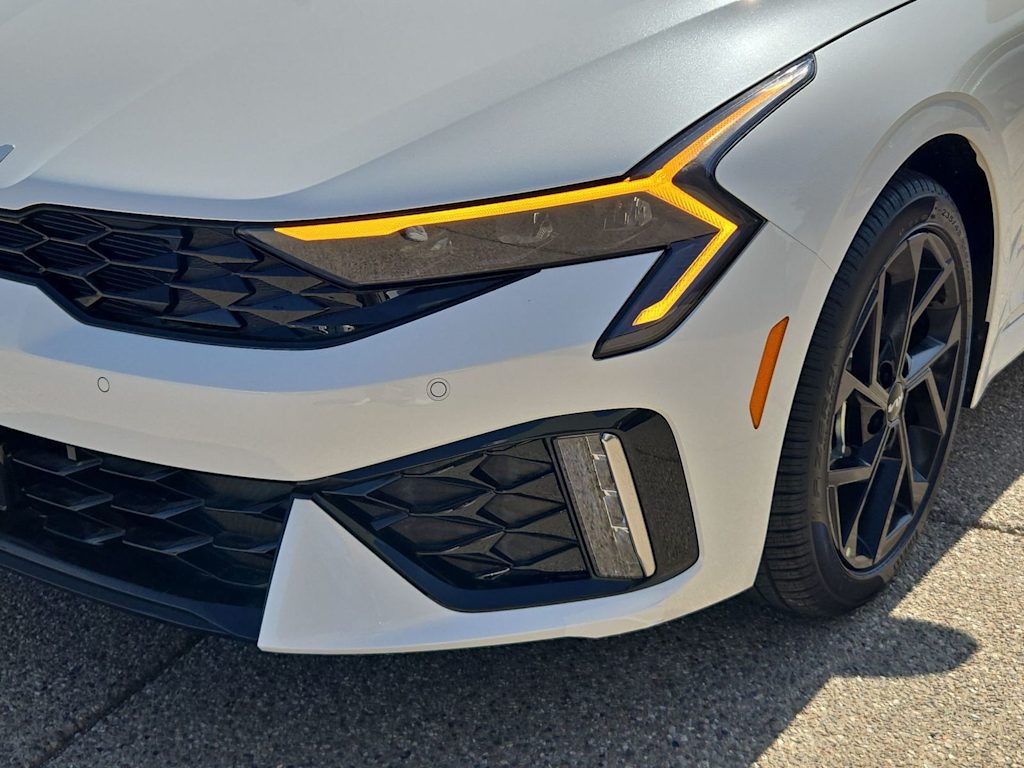 Thumbnail: 2026 Kia K5 - 25
