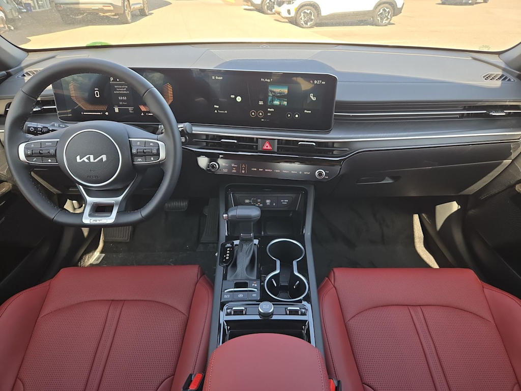 Thumbnail: 2026 Kia K5 - 10