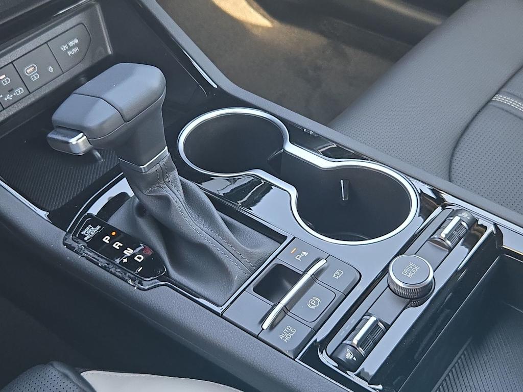 Thumbnail: 2026 Kia K5 - 17