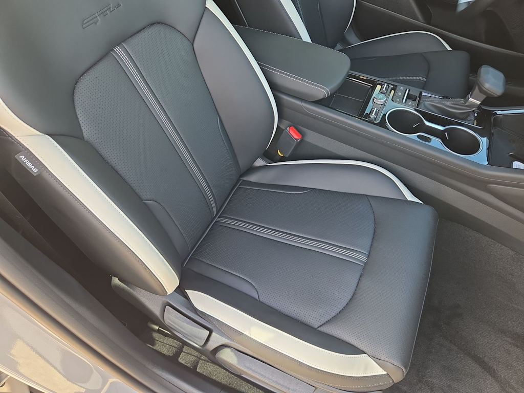Thumbnail: 2026 Kia K5 - 12