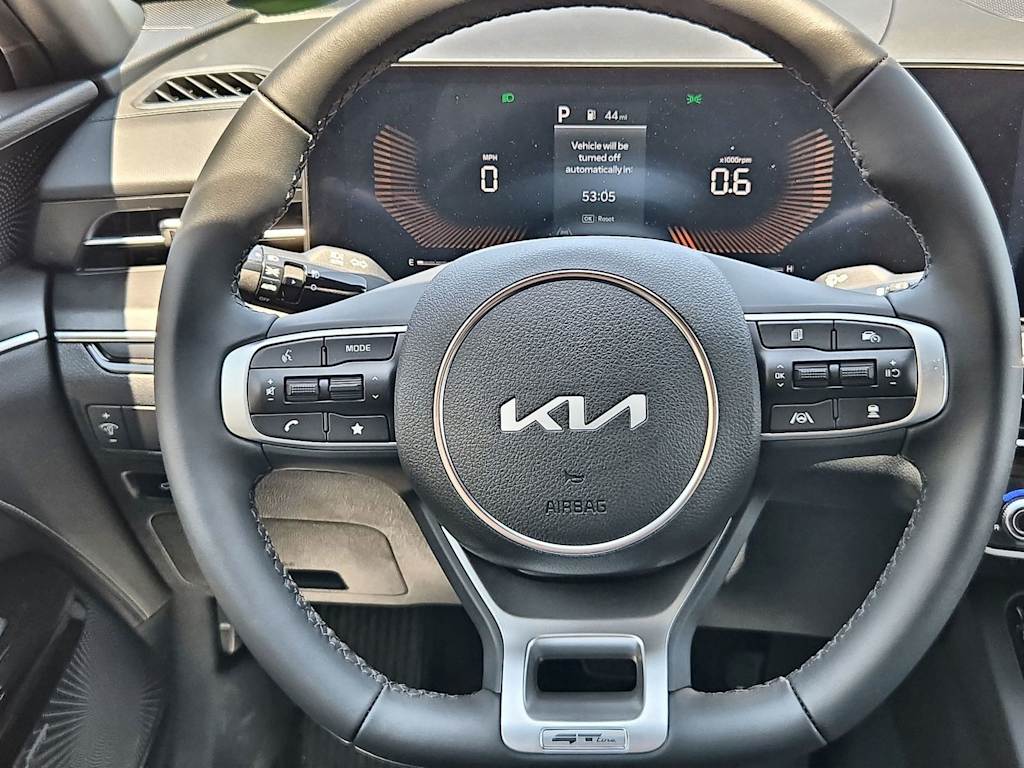 Thumbnail: 2026 Kia K5 - 14