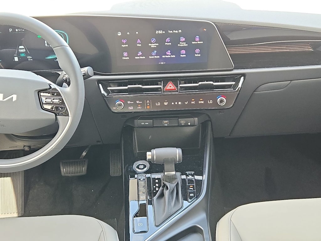 Thumbnail: 2026 Kia Niro - 15