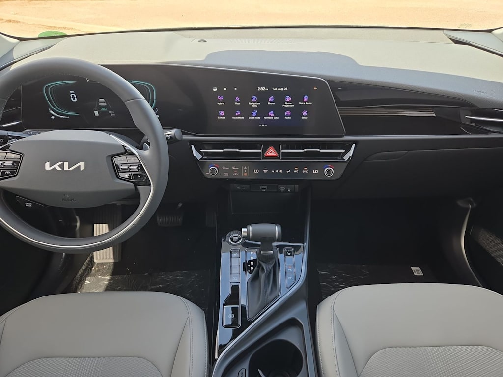 Thumbnail: 2026 Kia Niro - 10