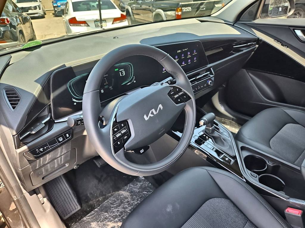 Thumbnail: 2026 Kia Niro - 2