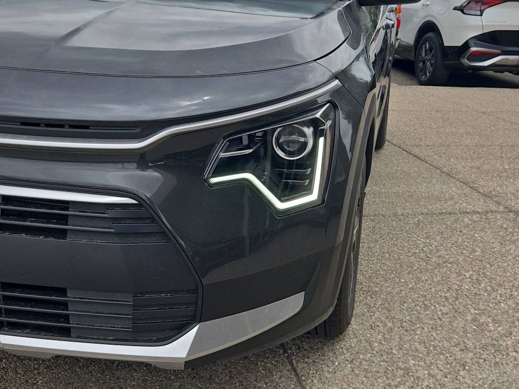Thumbnail: 2026 Kia Niro - 23