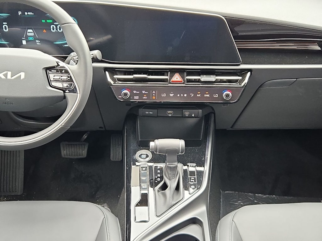 Thumbnail: 2026 Kia Niro - 14