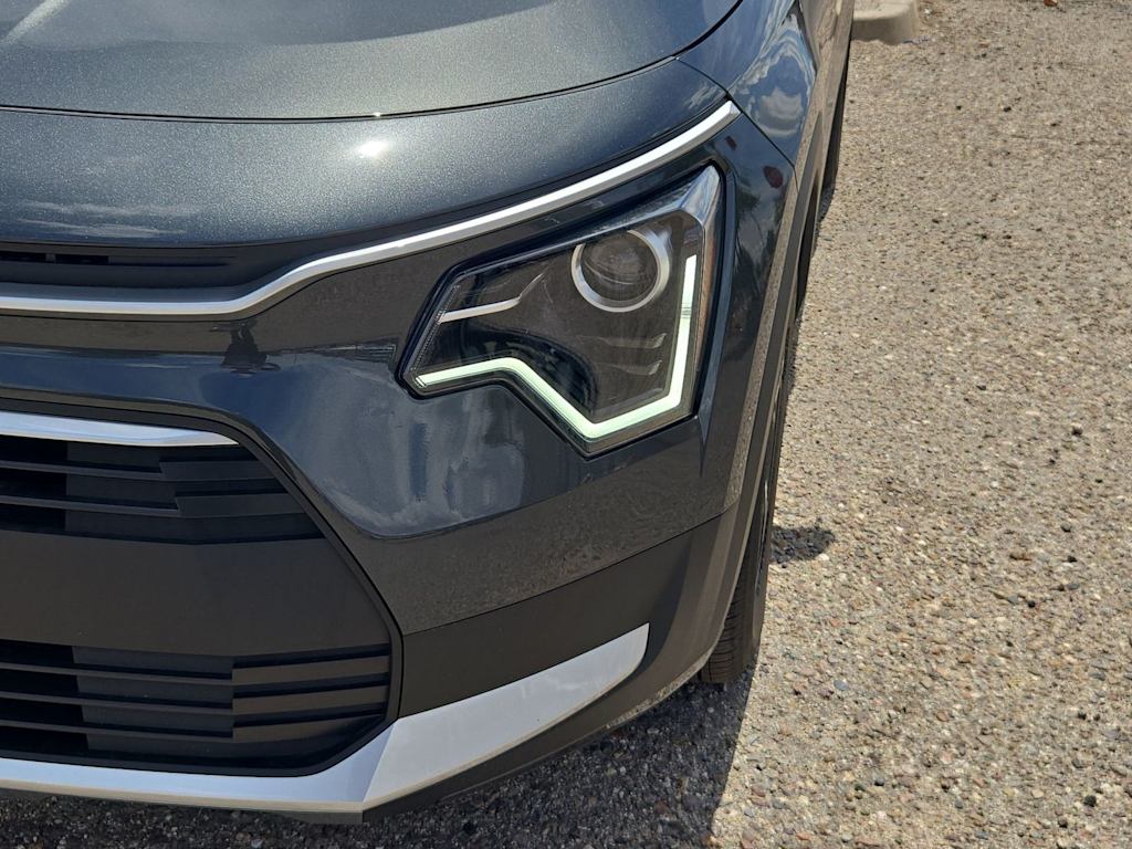 Thumbnail: 2026 Kia Niro - 23