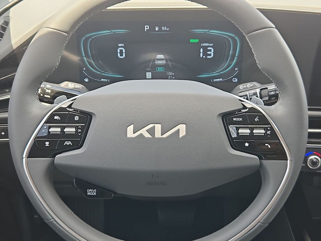 Thumbnail: 2026 Kia Niro - 28