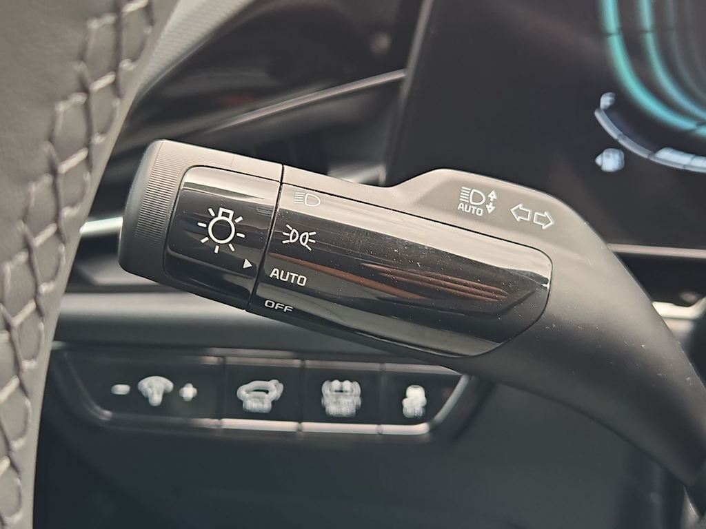 Thumbnail: 2026 Kia Niro - 31