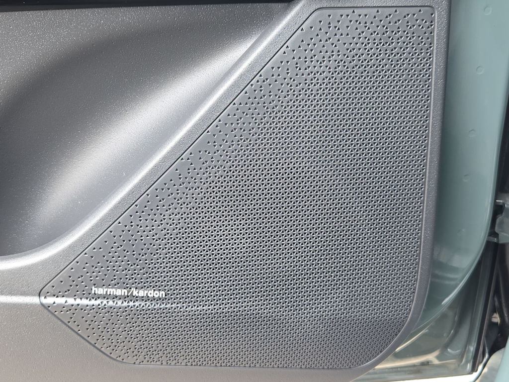 Thumbnail: 2026 Kia Niro - 33