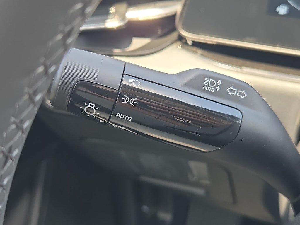 Thumbnail: 2026 Kia Niro - 33