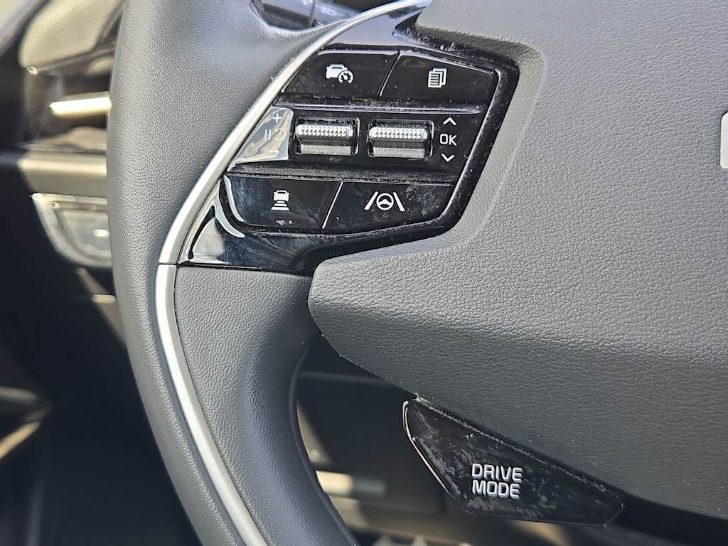 Thumbnail: 2023 Kia Niro - 30