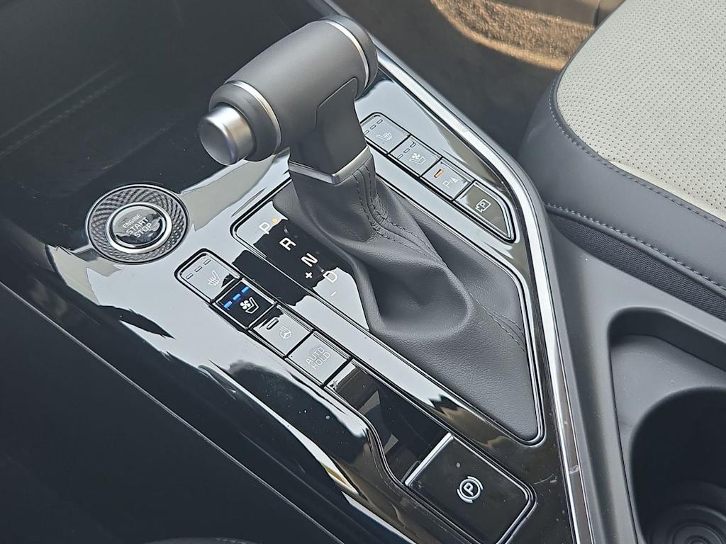 Thumbnail: 2026 Kia Niro - 16