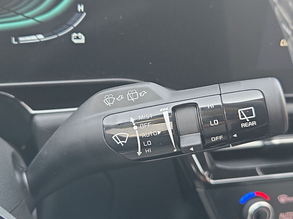 Thumbnail: 2026 Kia Niro - 33