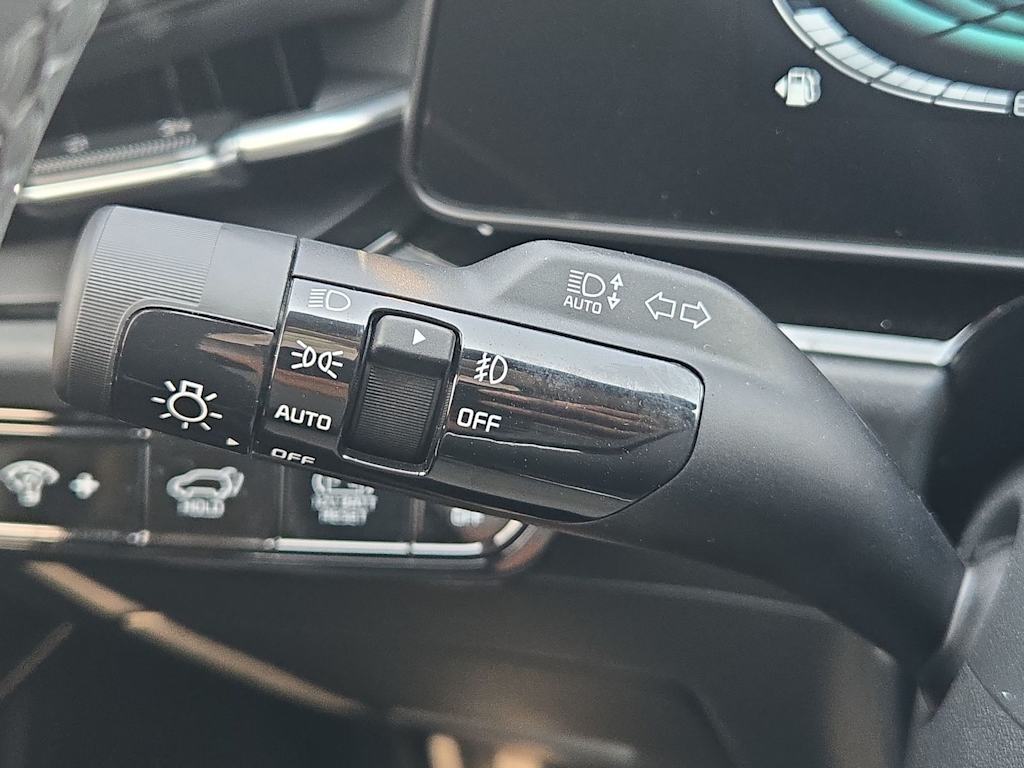 Thumbnail: 2026 Kia Niro - 15