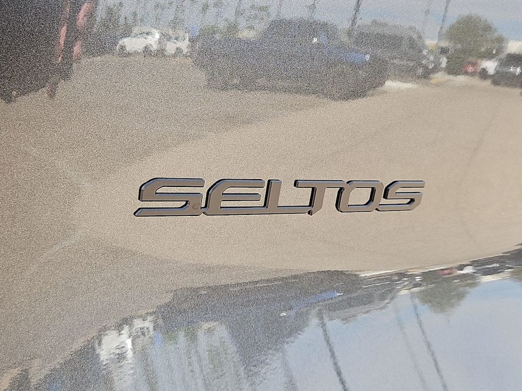 Thumbnail: 2027 Kia Seltos - 25