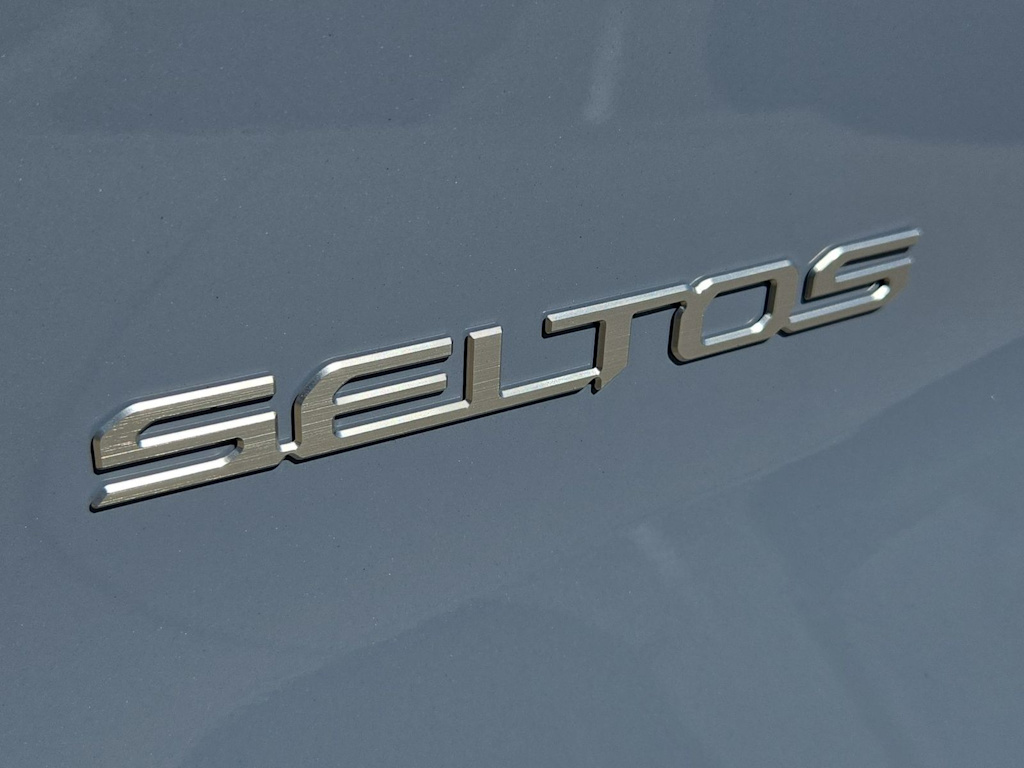 Thumbnail: 2027 Kia Seltos - 24