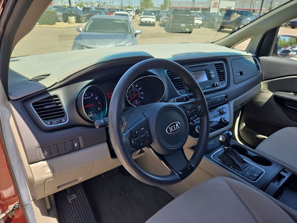 Thumbnail: 2015 Kia Sedona - 2