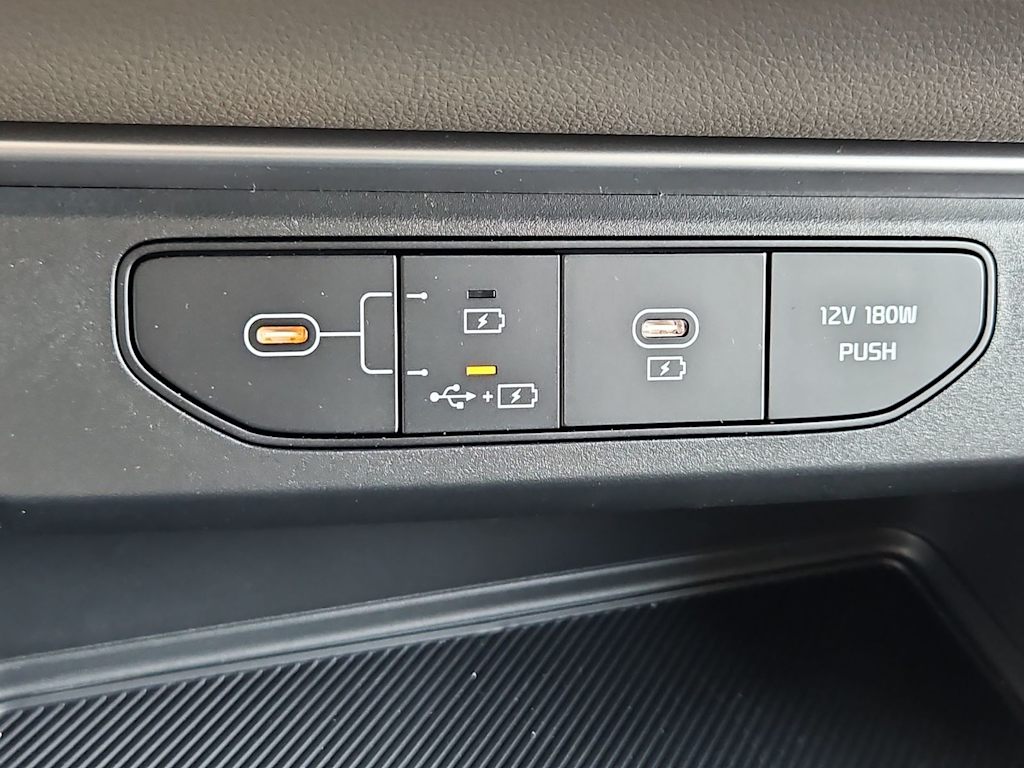 Thumbnail: 2026 Kia Carnival - 33