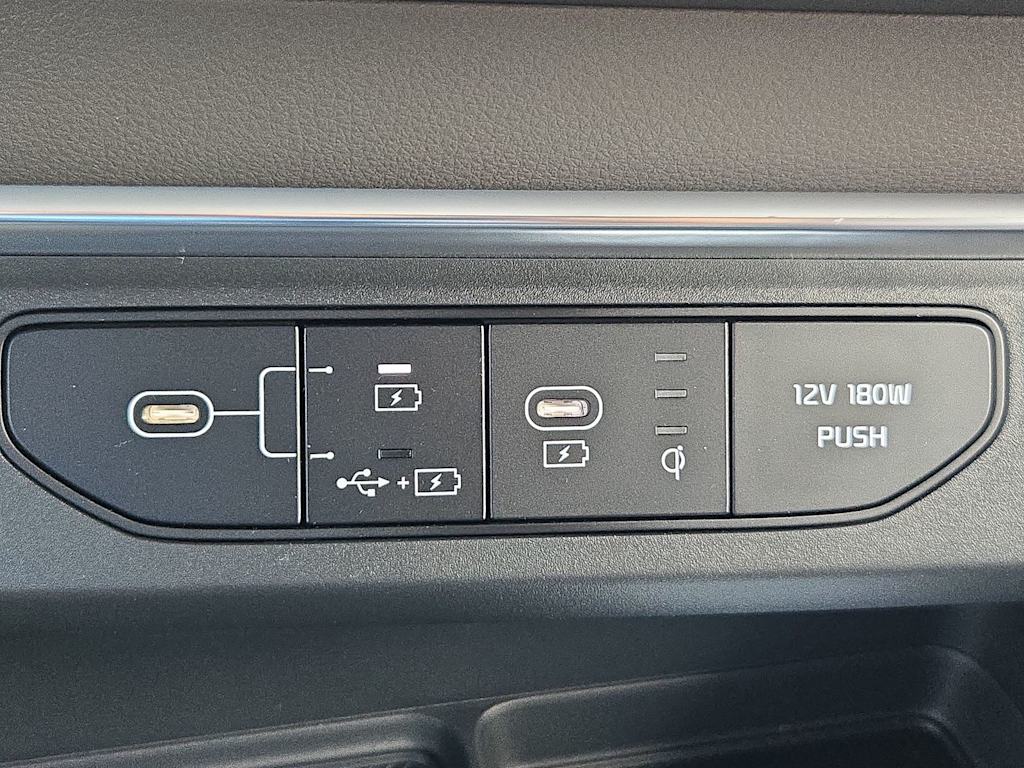 Thumbnail: 2026 Kia Carnival - 34