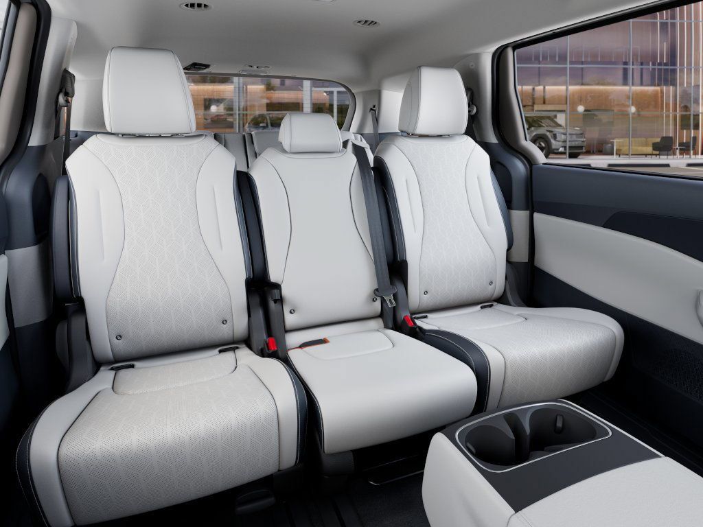 Thumbnail: 2026 Kia Carnival - 8