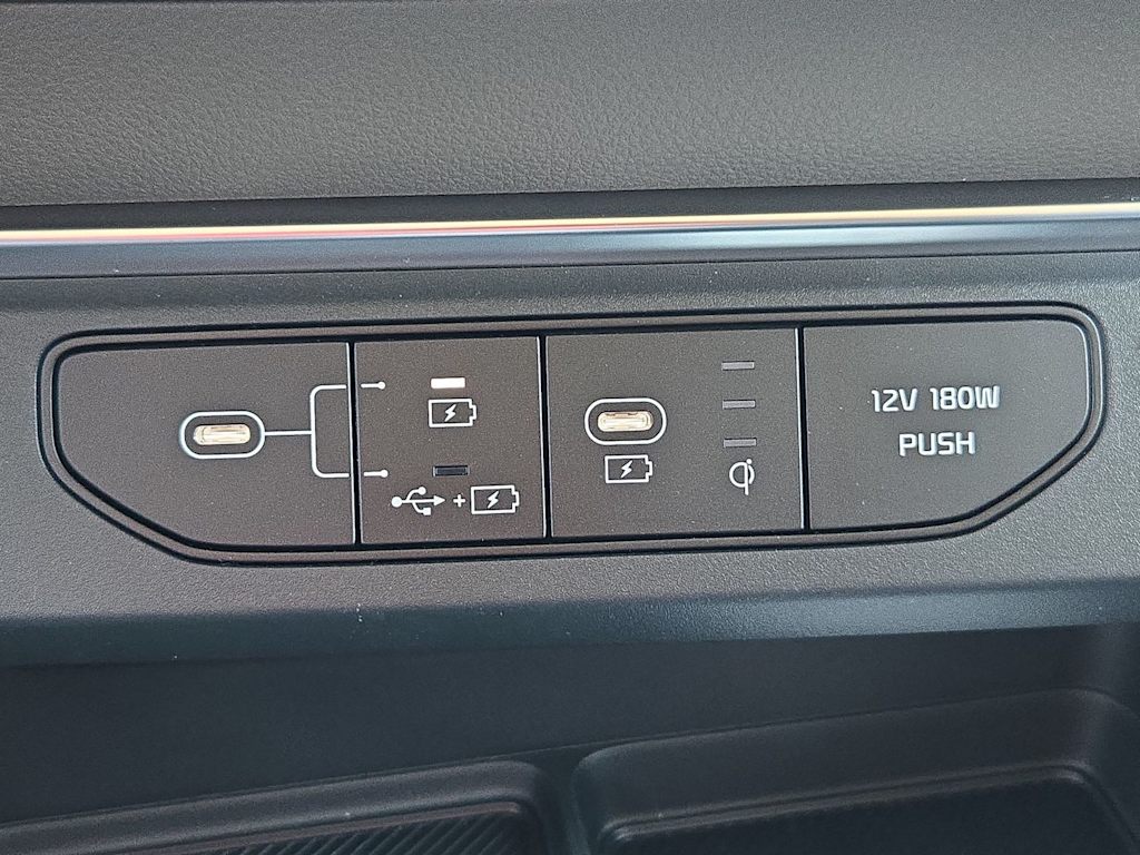 Thumbnail: 2026 Kia Carnival - 33