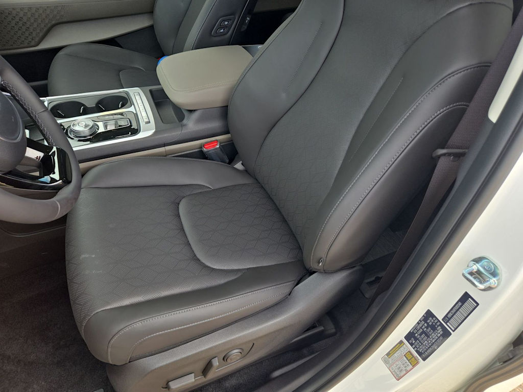 Thumbnail: 2026 Kia Carnival - 11