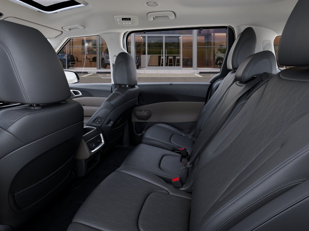 Thumbnail: 2026 Kia Carnival - 8