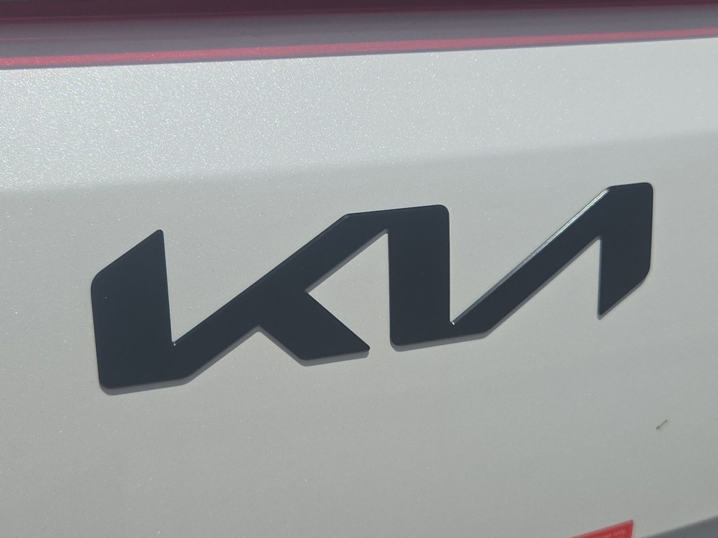 Thumbnail: 2026 Kia Carnival - 24