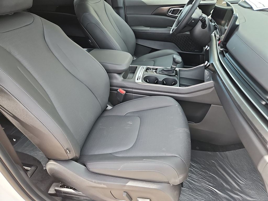Thumbnail: 2026 Kia Carnival - 12