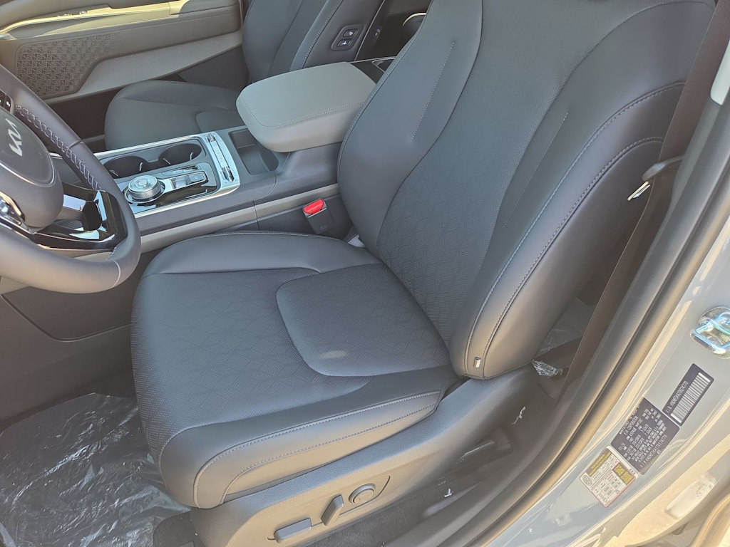 Thumbnail: 2026 Kia Carnival - 11
