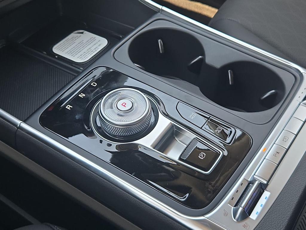 Thumbnail: 2026 Kia Carnival - 17