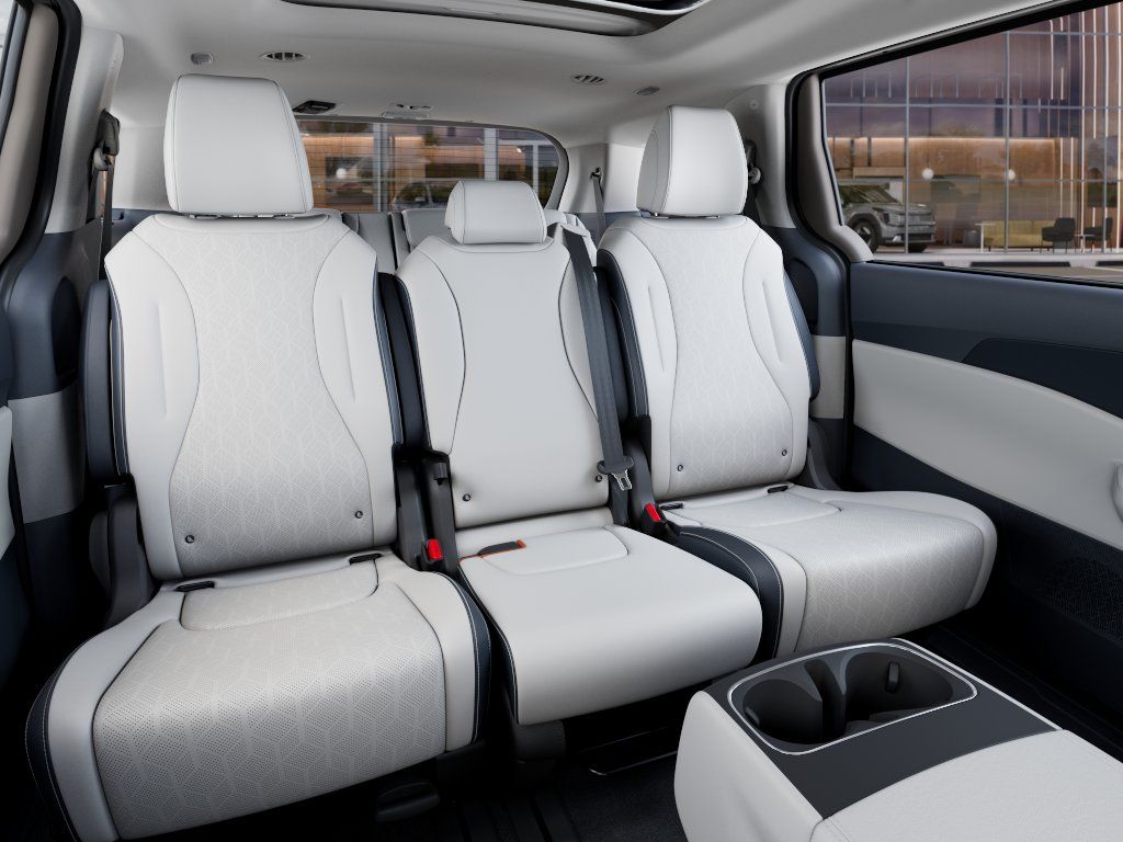 Thumbnail: 2026 Kia Carnival - 7