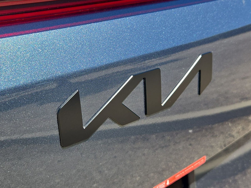 Thumbnail: 2026 Kia Carnival - 24