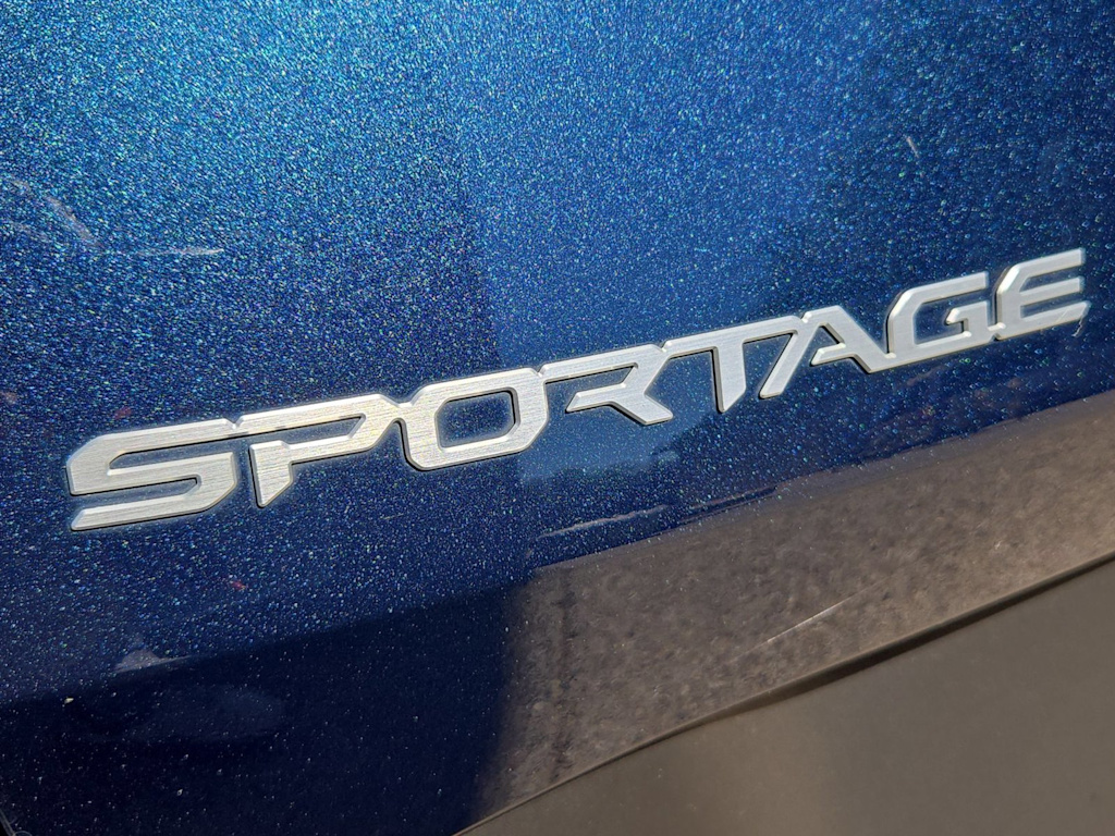 Thumbnail: 2023 Kia Sportage - 24