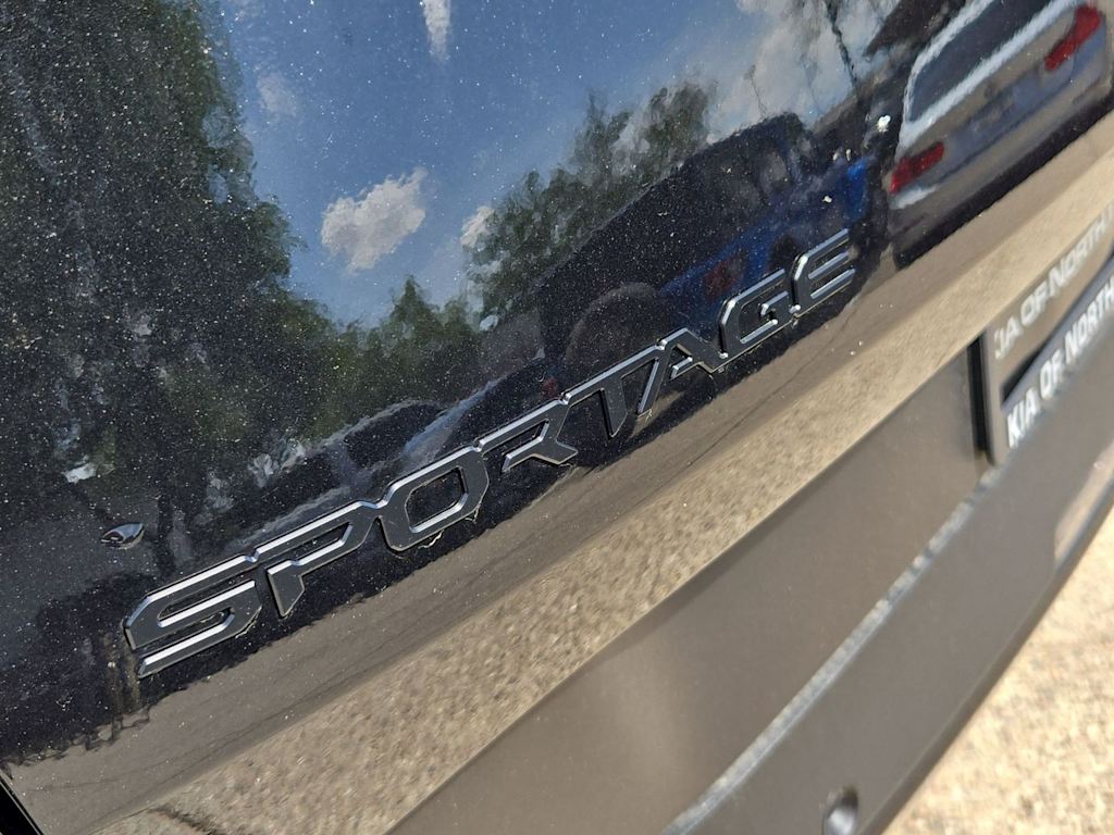 Thumbnail: 2027 Kia Sportage - 25