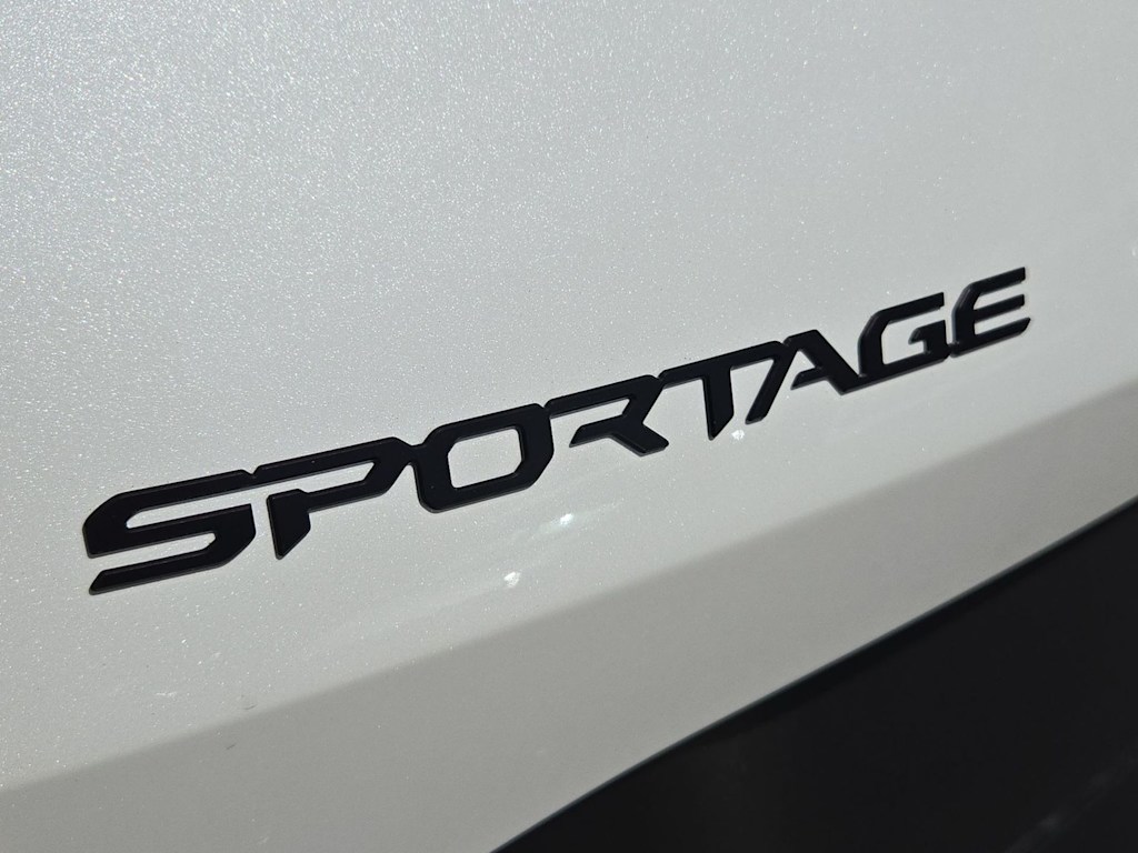 Thumbnail: 2026 Kia Sportage - 7