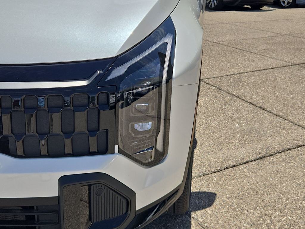 Thumbnail: 2026 Kia Sportage - 25