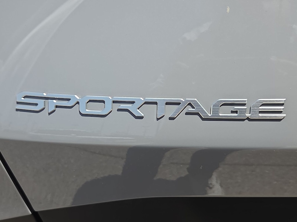 Thumbnail: 2026 Kia Sportage - 6