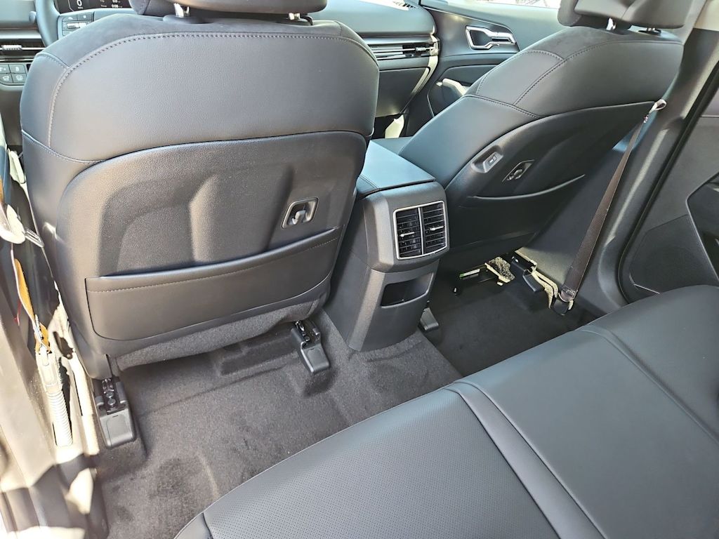 Thumbnail: 2026 Kia Sportage - 27