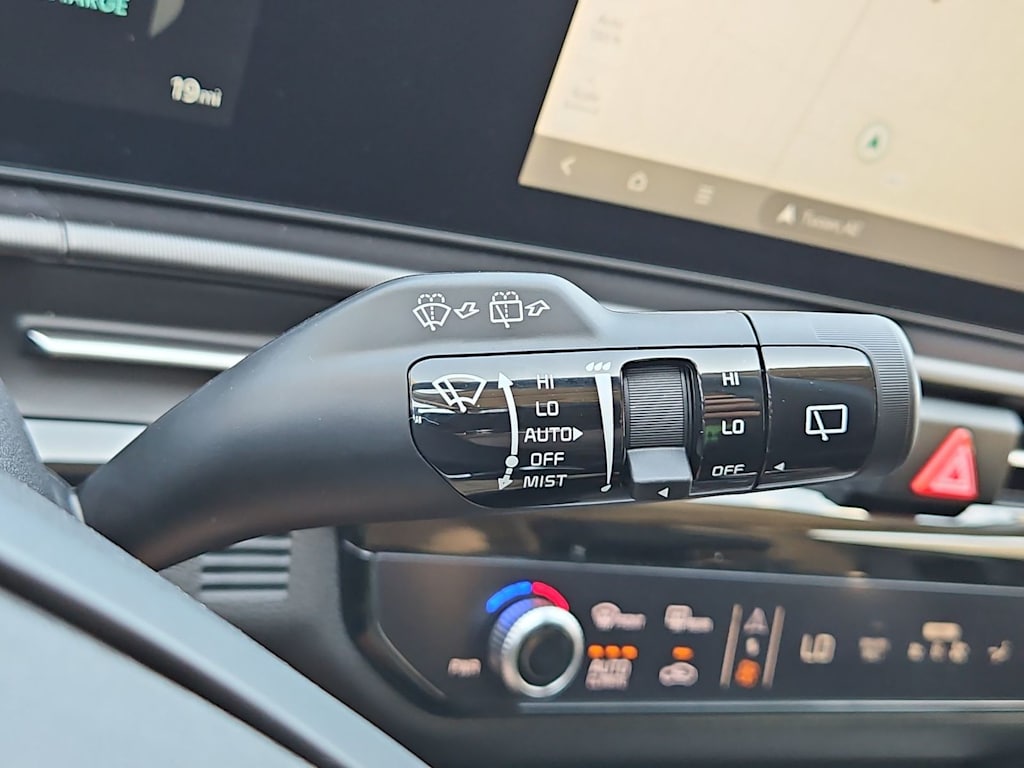 Thumbnail: 2026 Kia Sportage - 32