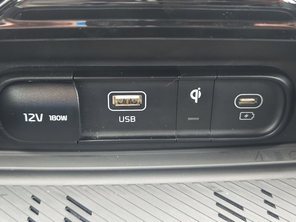 Thumbnail: 2023 Kia Sportage - 34
