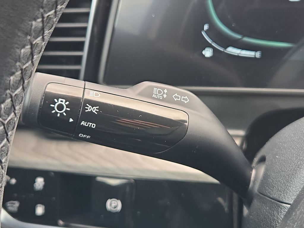 Thumbnail: 2023 Kia Sportage - 13